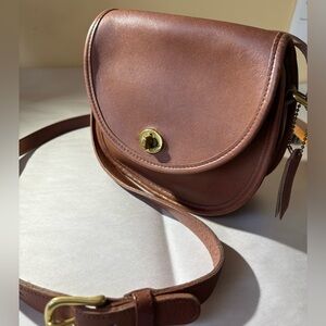 Vintage Coach Watson 9981 Leather Crossbody Bag British Tan 7.5”